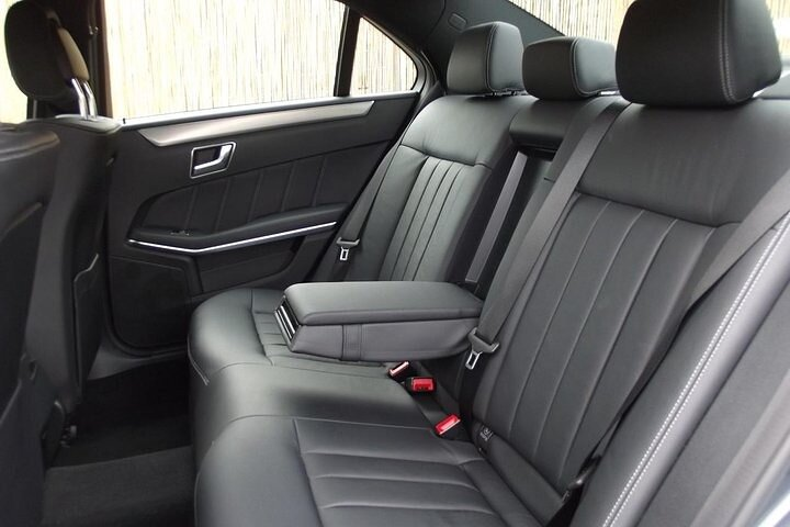 Belfast International Airport To Dublin Private Chauffeur Car Transfer - Photo 1 of 5